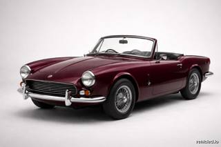 Triumph Spitfire in Damson