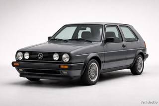 Volkswagen Golf in Urano Grey