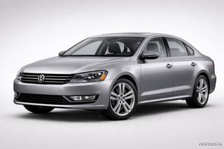 Volkswagen Passat in Tungsten Silver Metallic