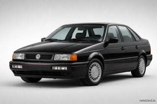 Volkswagen Passat in Deep Black Pearl