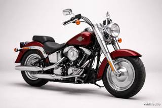 Harley-Davidson Fat Boy in Dark Victory Red Sunglo