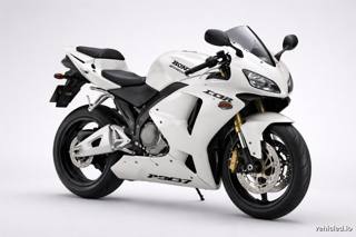 Honda CBR600RR in Pearl White