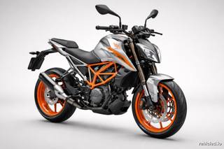 KTM 390 Duke in Silver