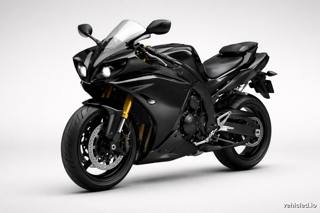Yamaha YZF-R1 in Tech Black