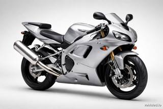 Yamaha YZF-R1 in Matte Silver