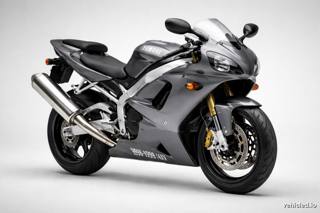 Yamaha YZF-R1 in Storm Grey