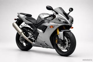 Yamaha YZF-R1 in Matte Silver