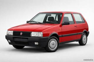 Fiat Uno in Rosso Corsa